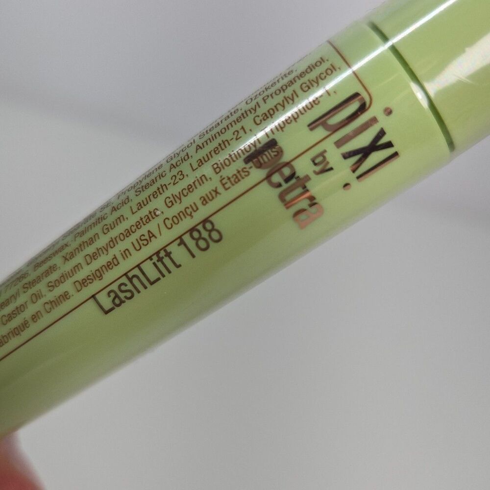 Pixi by Petra Lashlift Mascara 188 in Beyond Black NEW Sealed DISCONTINUED